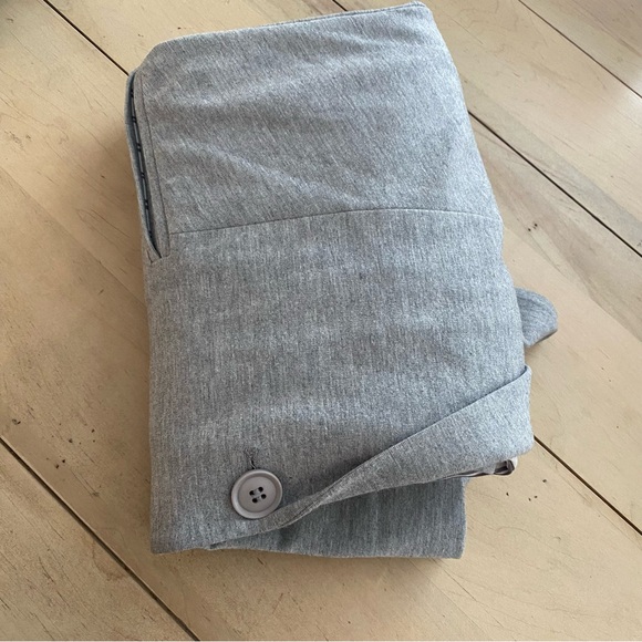 Adrianna Papell sweatshirt blazer size large, soft gray pinstripe lining NWOT - Picture 3 of 17